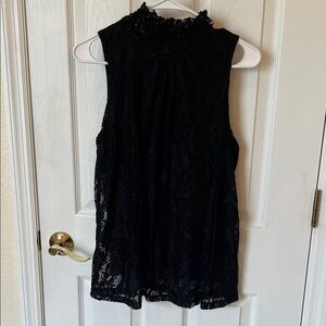Cable & Gauge Black Lace Sleeveless Blouse